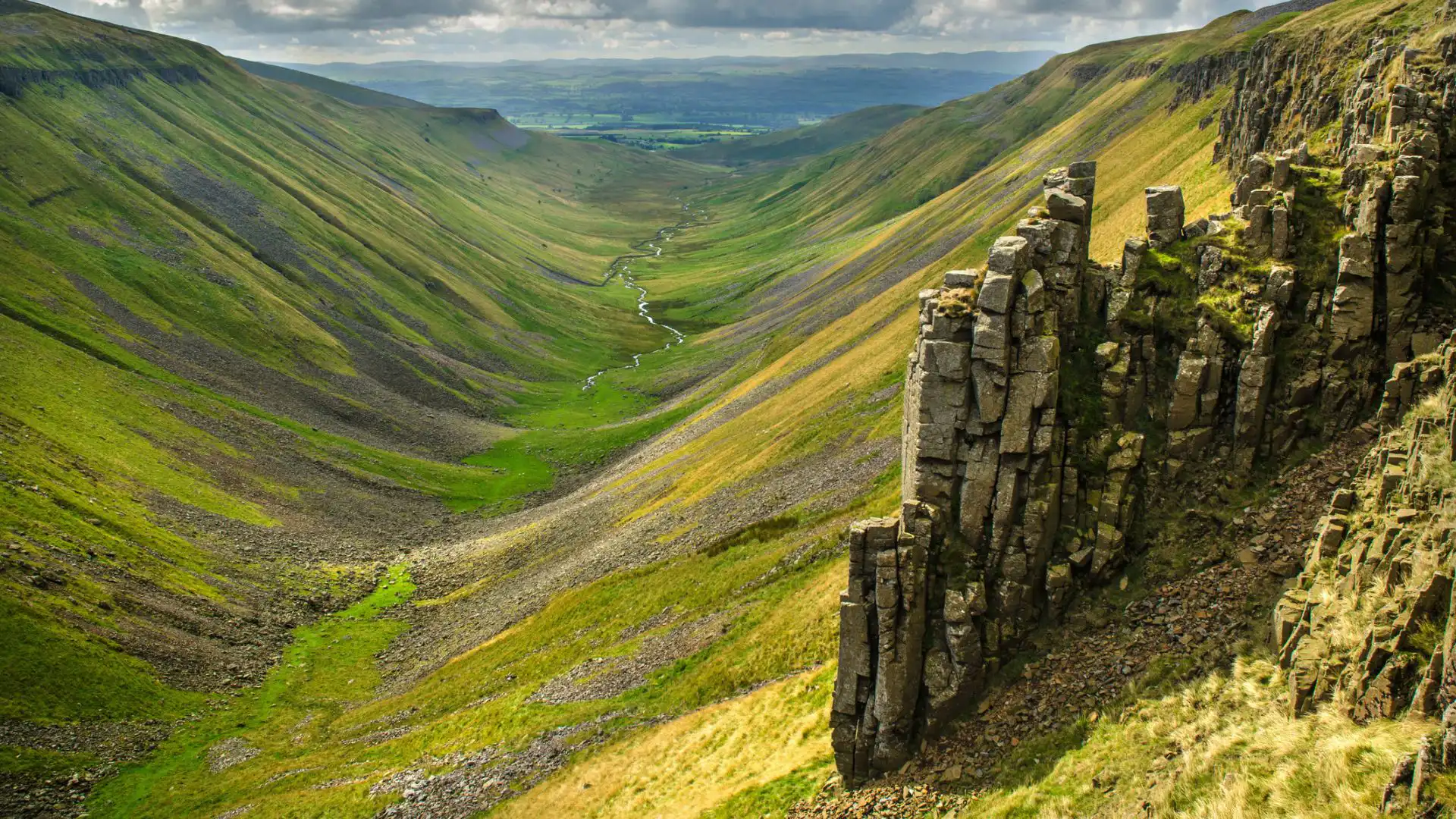 n/a Pennine Way, Derbyshire, Northumberland, Cumbria, Durham,West Yorkshire, South Yorkshire, Scottish Borders, England